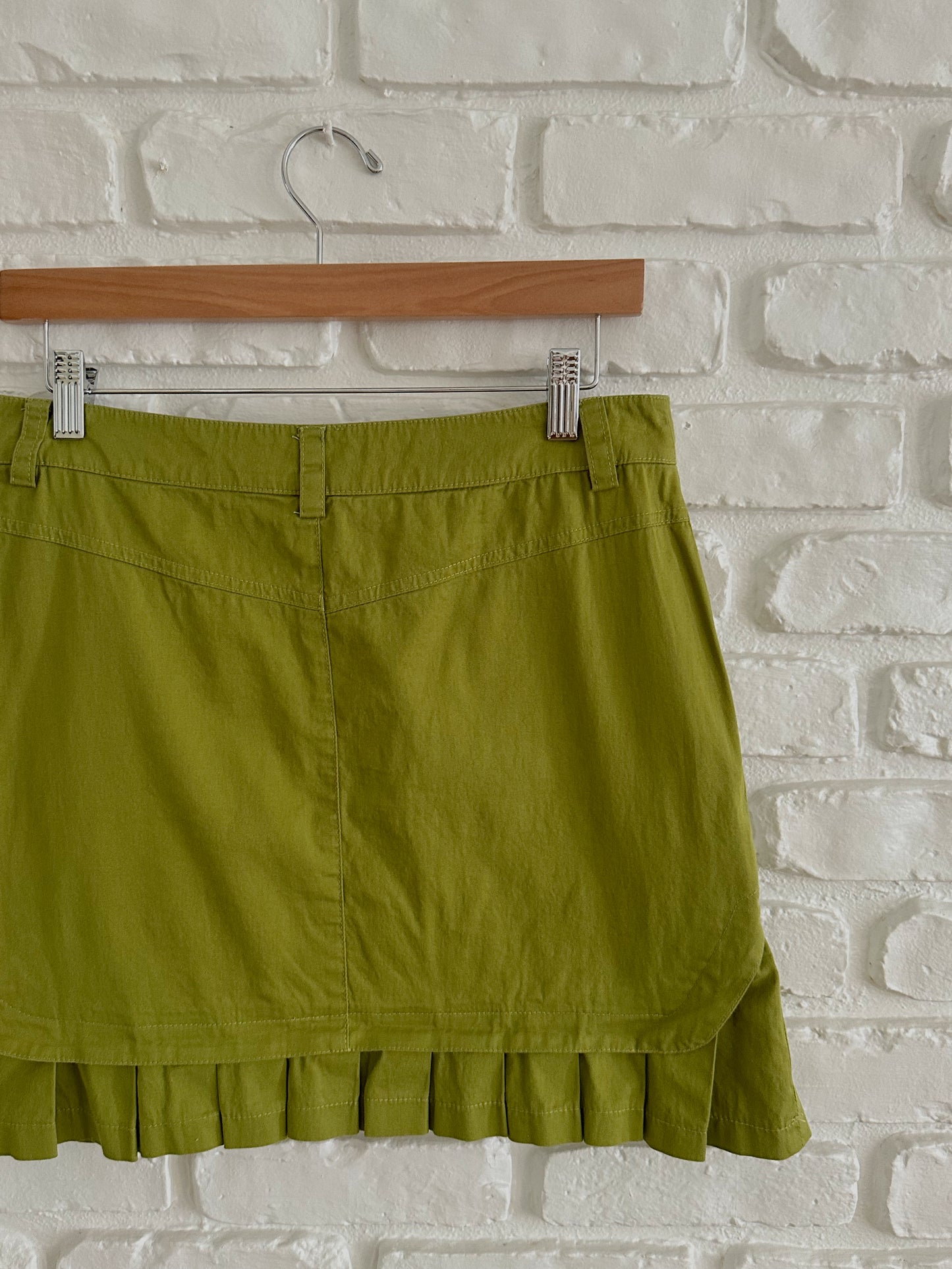 Green Pleated Peplum Mini Skirt (M)