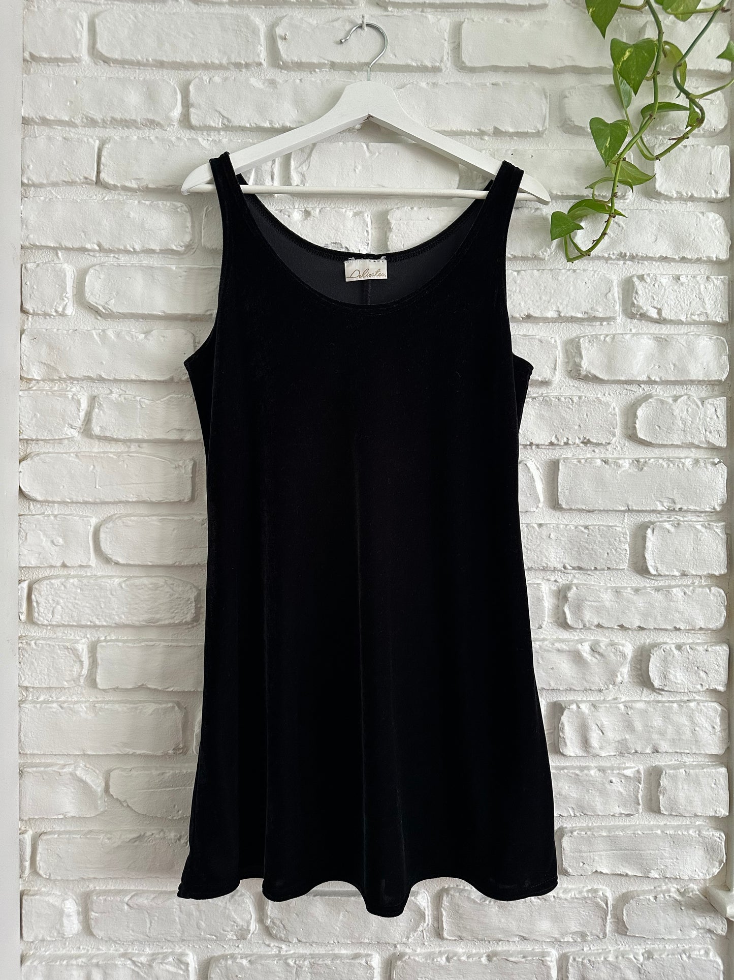 Black Velvet Mini Dress (M/L)