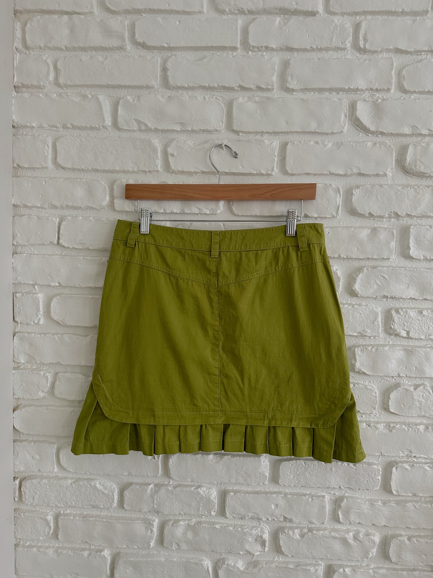 Green Pleated Peplum Mini Skirt (M)