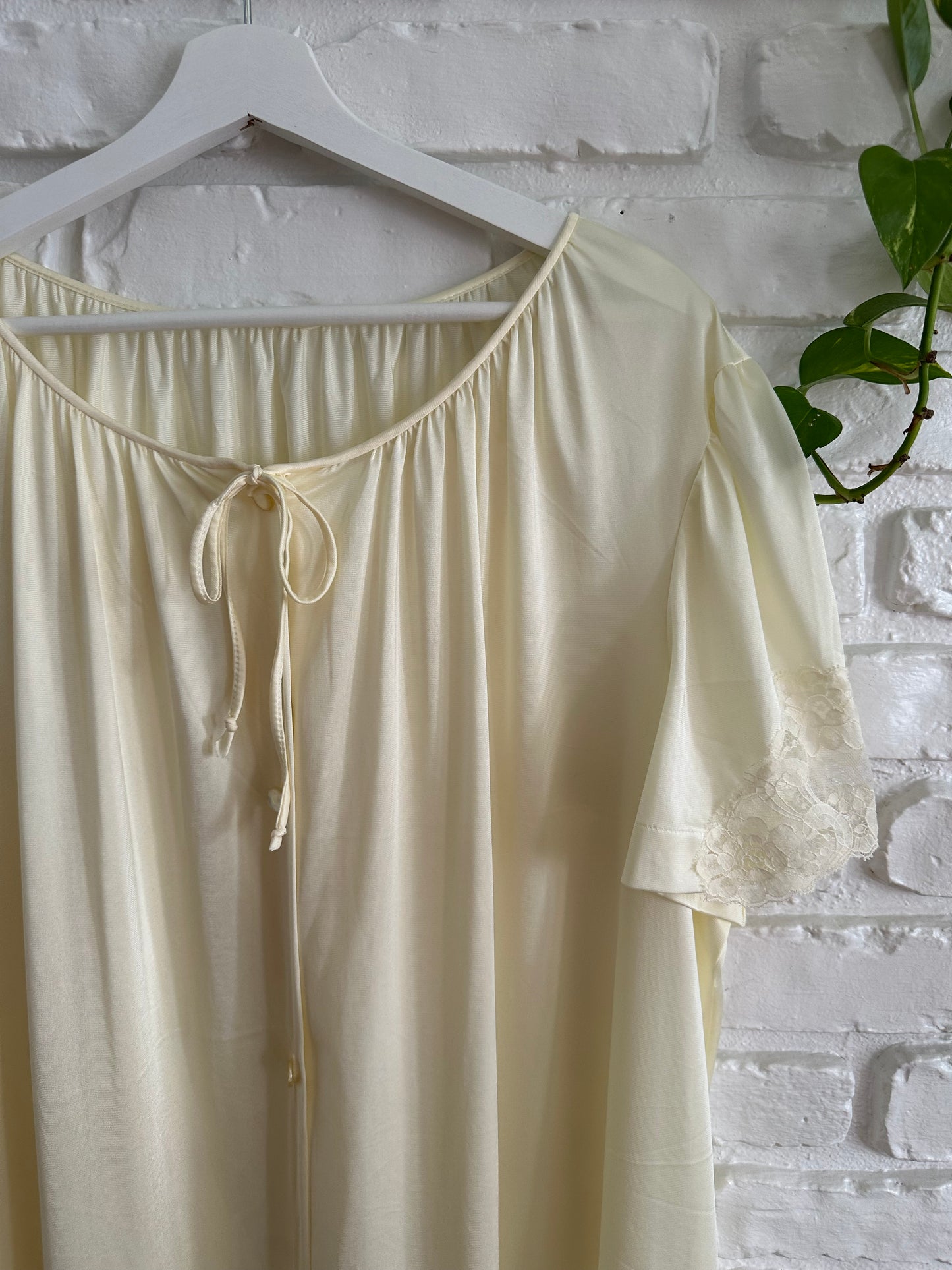 Lace Cap Sleeve Nightie (XL/2XL)