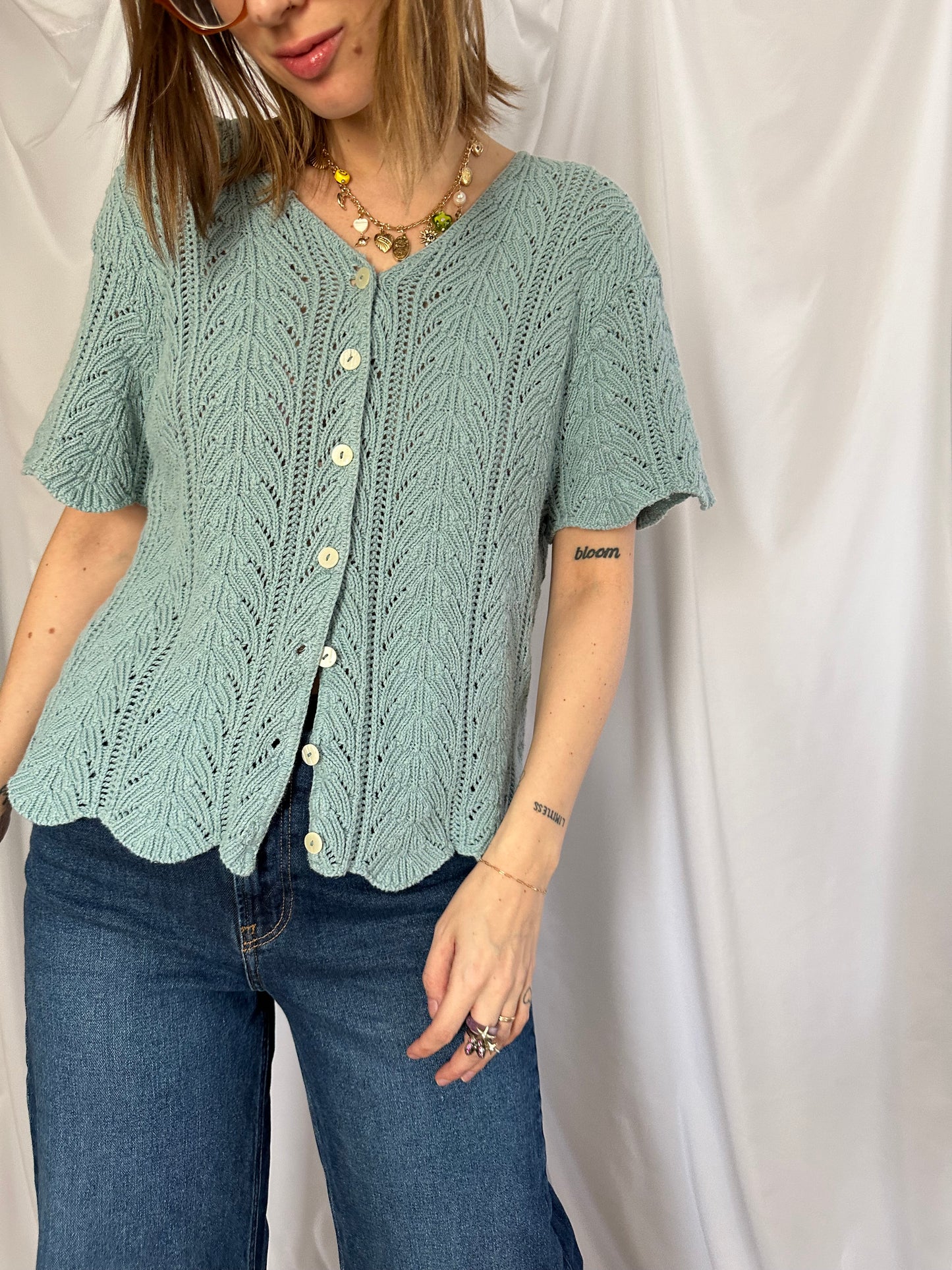 Scalloped Short Sleeve Cardi (L/XL)