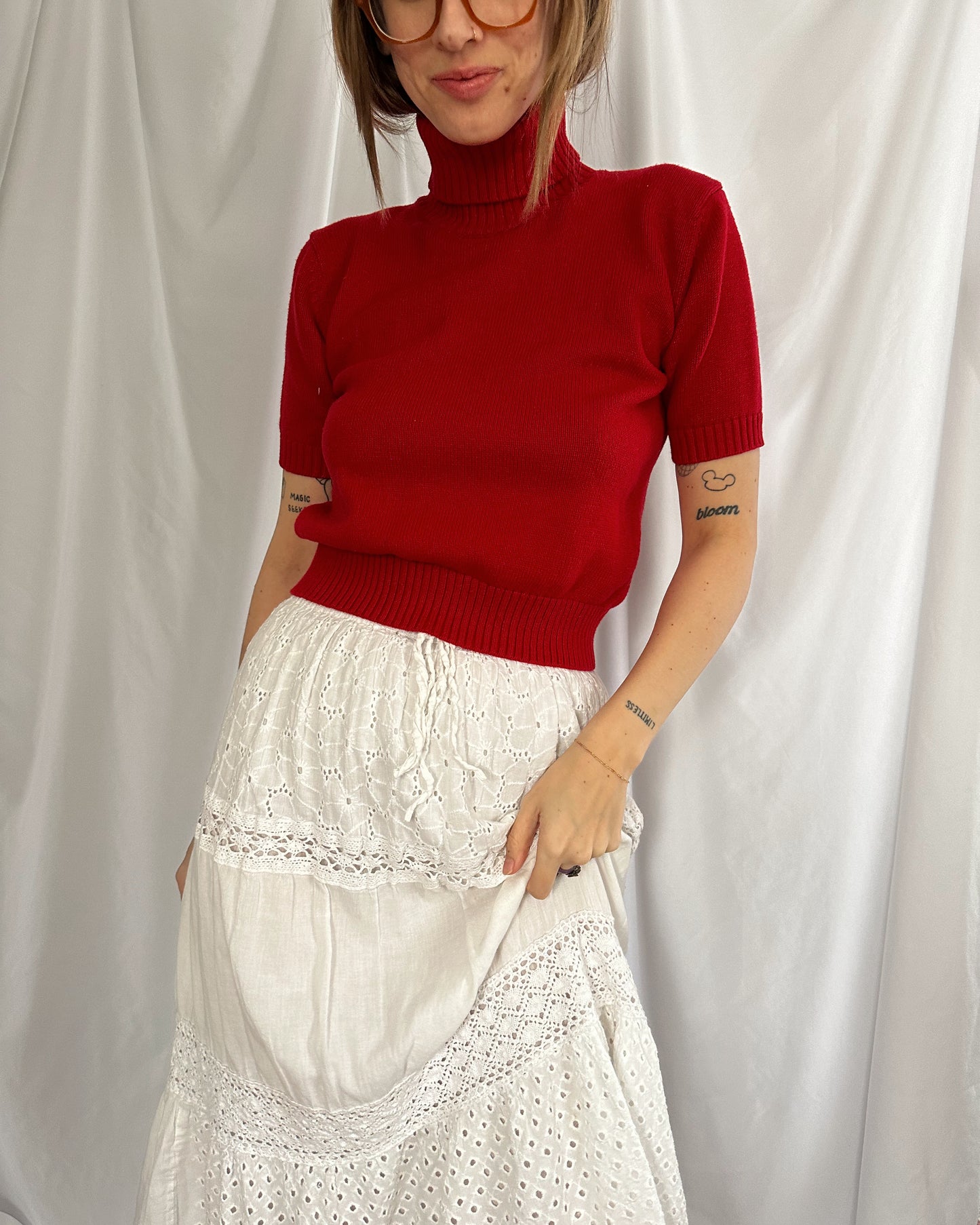 Cherry Red Short Sleeve Sweater (S/M)