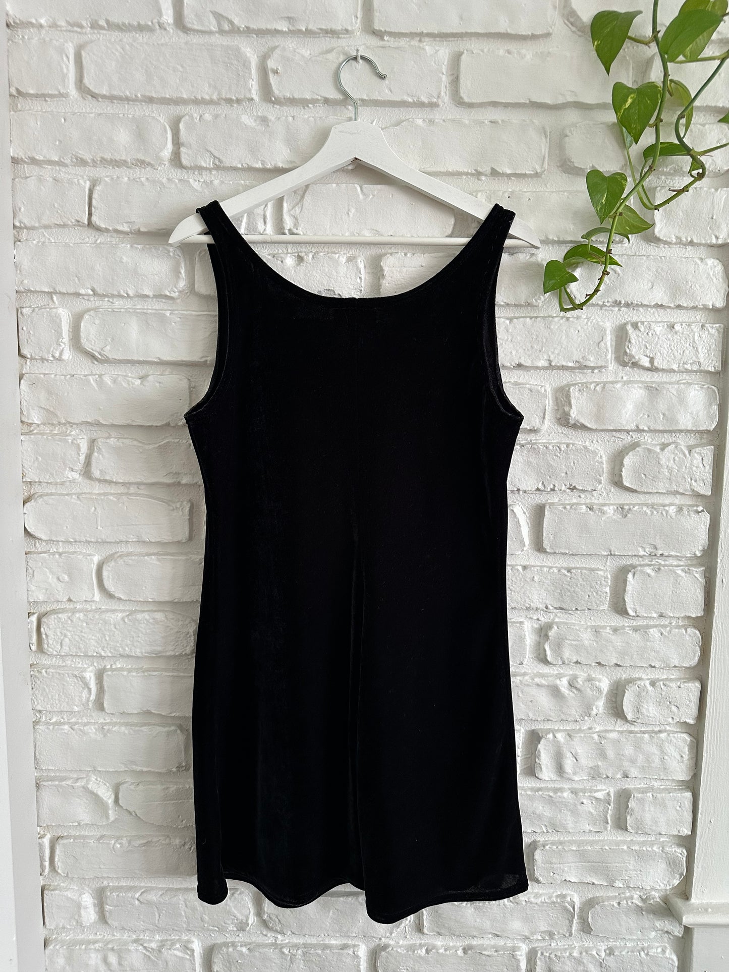 Black Velvet Mini Dress (M/L)