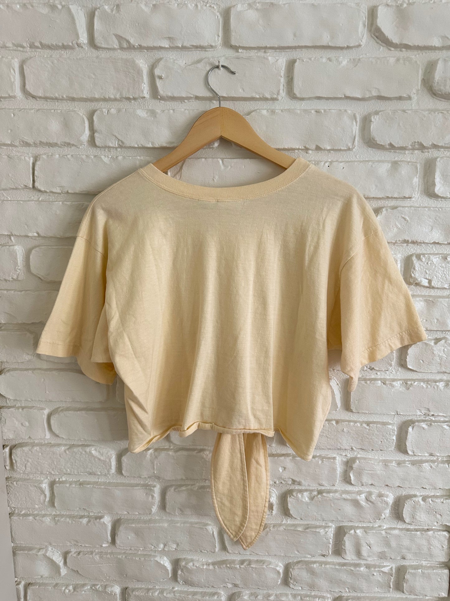 Tie Front Crop Tee (L)